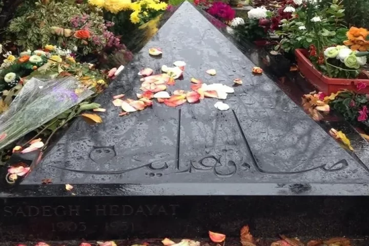 بررسی سنگ قبر صادق هدایت و محل دفن در پاریس