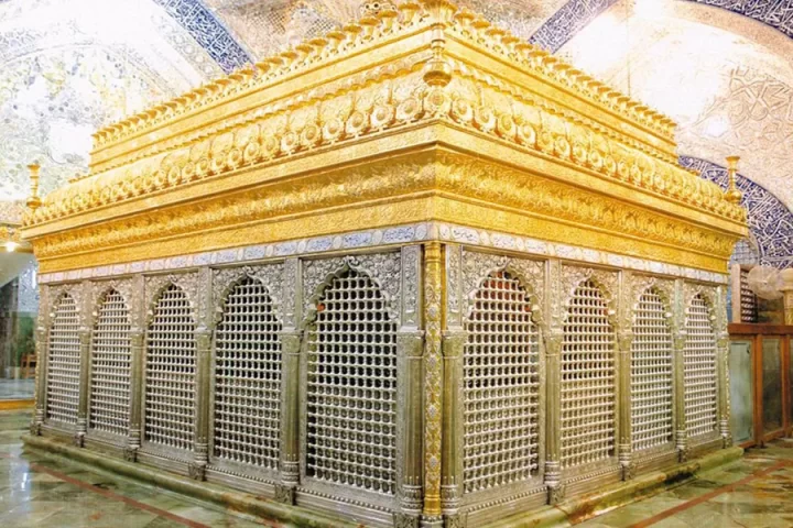سنگ قبر امام علی کجاست و چه روایت‌ هایی درباره آن وجود دارد؟