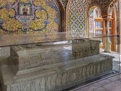 سنگ قبر جیران همسر ناصرالدین شاه